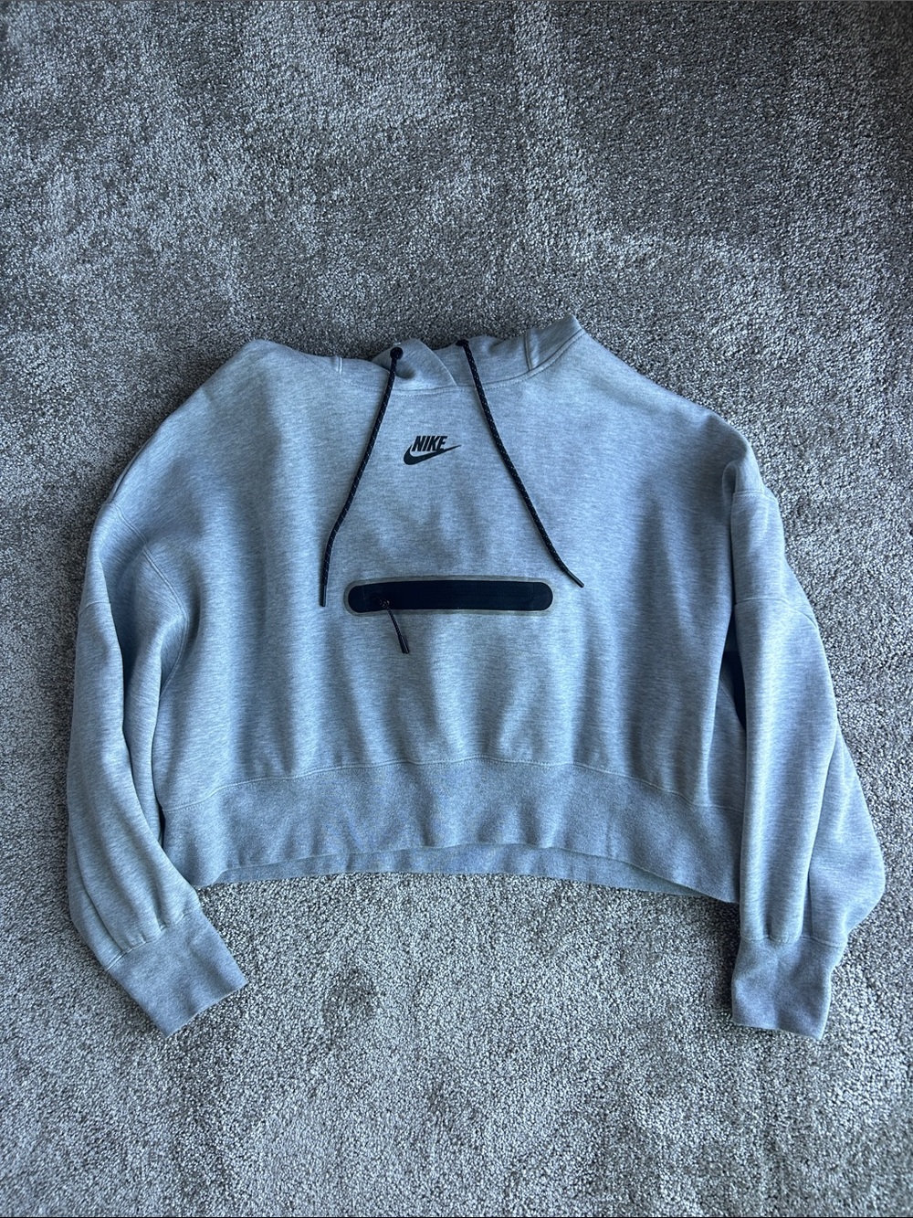 Nike women’s hoodie